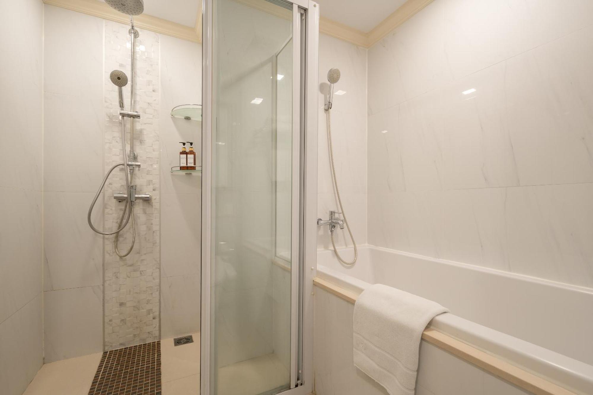 Syama Hana Executive Apartments Thonglor Bangkok Buitenkant foto